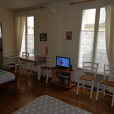 Alesia Grand Studio