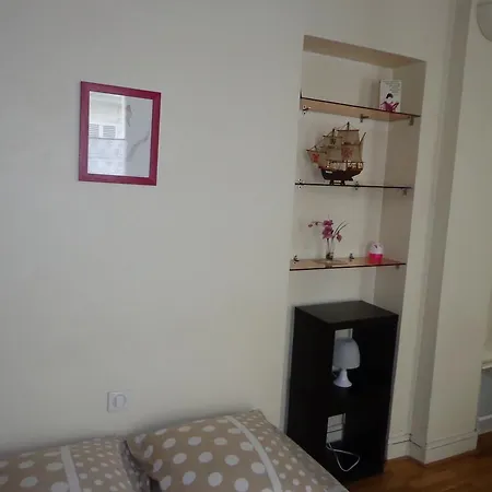 Alesia Grand Studio Parigi