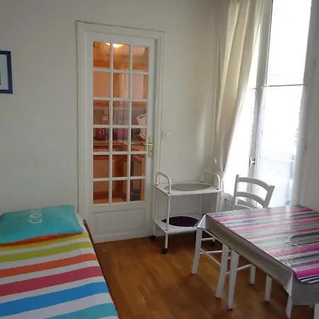 Alesia Grand Studio * Париж